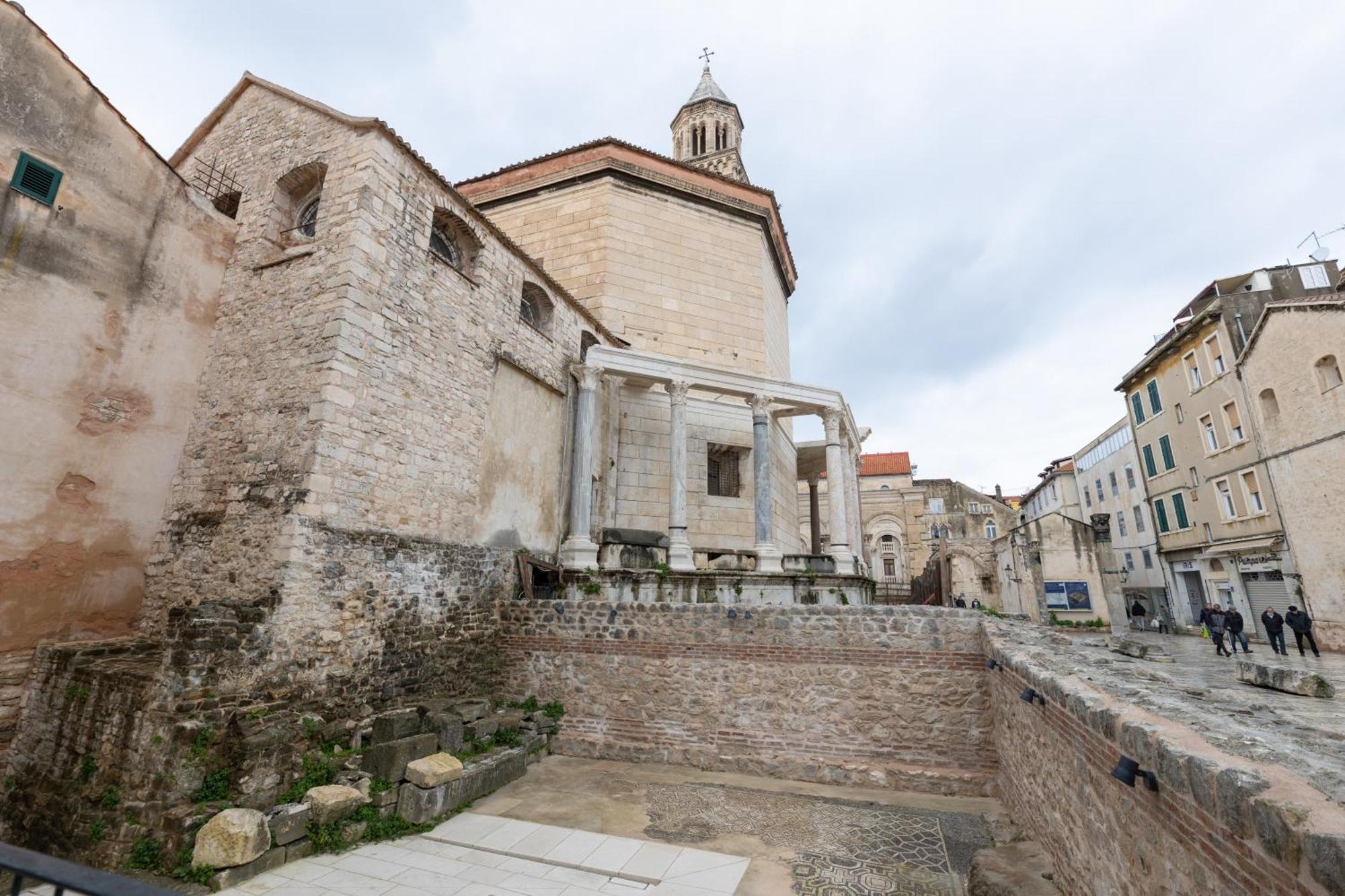 Lena'S Room In Roman Palace Split Luaran gambar